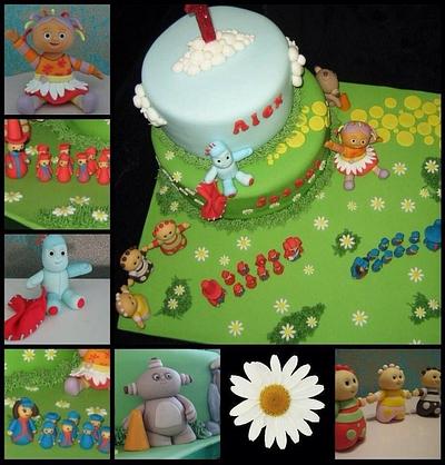 In the night garden - Cake by Sue