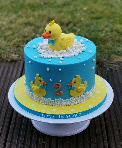 Duck  - Cake by TortenbySemra