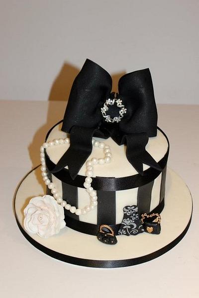 Ivory and Black hatbox birthday celebration cake - Cake by InsanelyCakes