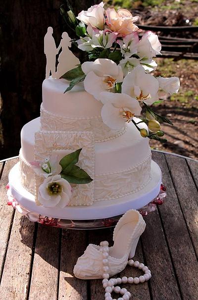 wedding cake  - Cake by  Alena Ujshag