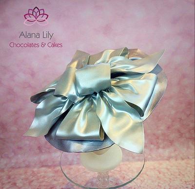 Royal Ascot Hats and Fashions 2016 - Silver - Cake by Alana Lily Chocolates & Cakes