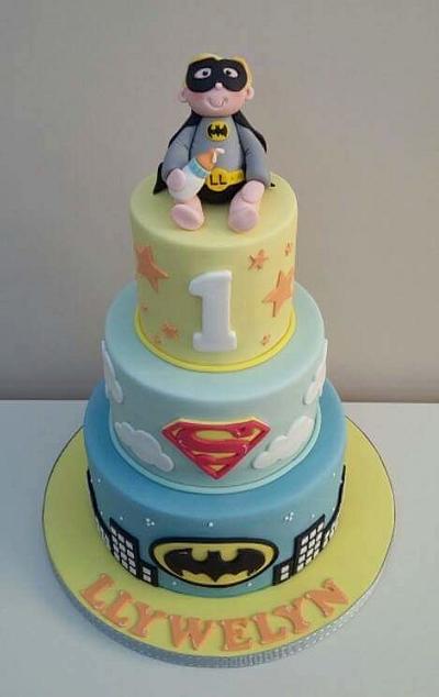 Super Baby - Cake by The Buttercream Pantry