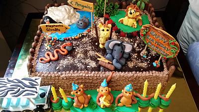 Singapore Zoo cake - Cake by CAKE RAGA