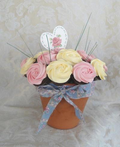 Cupcake Bouquet - Cake by Sugar Me Cupcakes