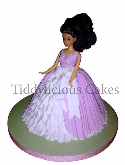Doll - Cake by Tiddy