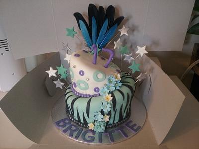 teen  - Cake by Landy's CAKES