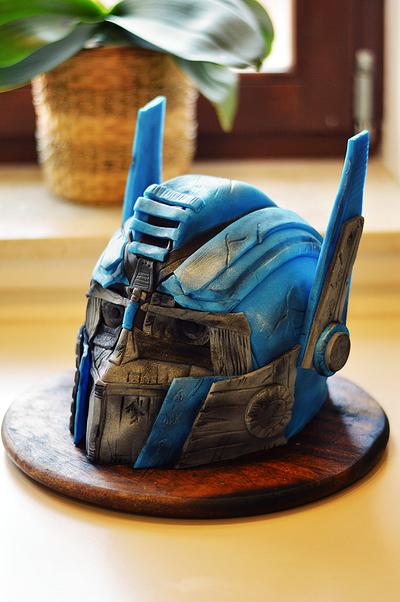 Optimus Prime - Transformers cake - Cake by FreshCake
