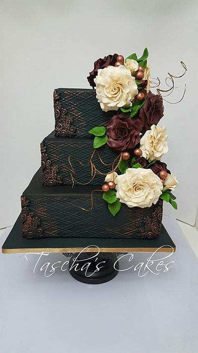 Black Classic Beauty - Cake by Tascha's Cakes