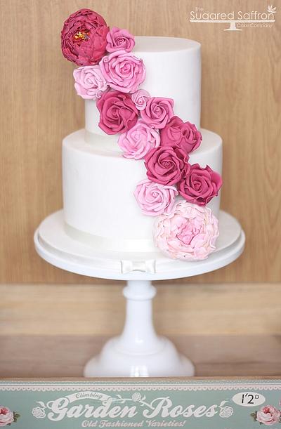 Raspberry cascade - Cake by SugaredSaffron