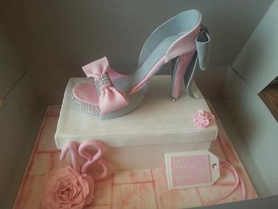 Pink Sugar Shoe Cake - Cake by Zuzkine Dortíky