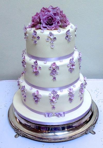 Wedding cake  - Cake by Alison's Bespoke Cakes