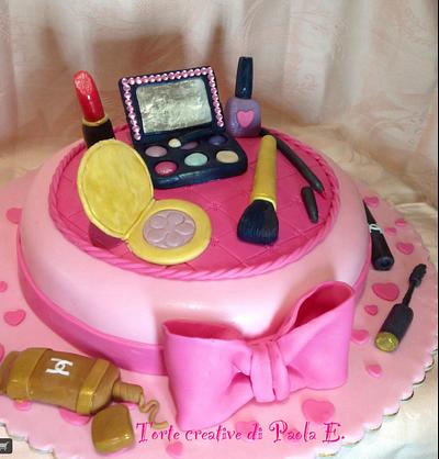 Make-up cake (torta make-up ) - Cake by Paola Esposito