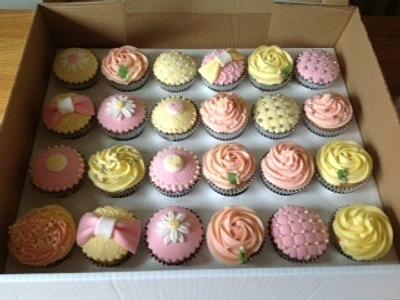 Pretty pastel cupcakes - Cake by Iced Images Cakes (Karen Ker)