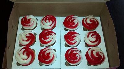 Cupcakes for Tyler  - Cake by Pixie Dust Cake Designs