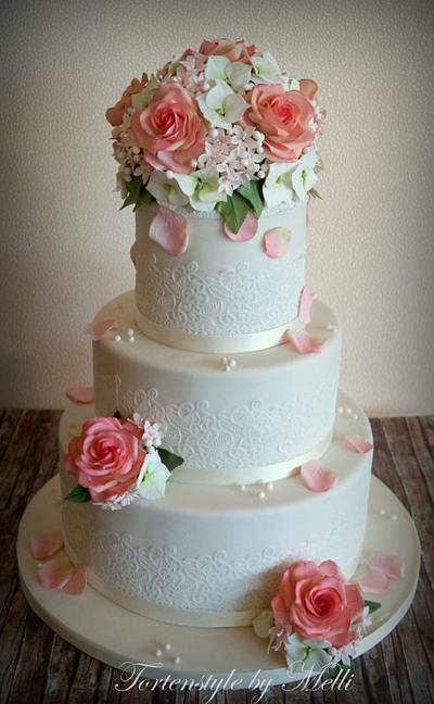 Vintage wedding cake - Cake by Melanie Gohra