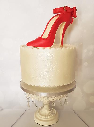 Red shoe cake - Cake by Bonnie Bakes UAE