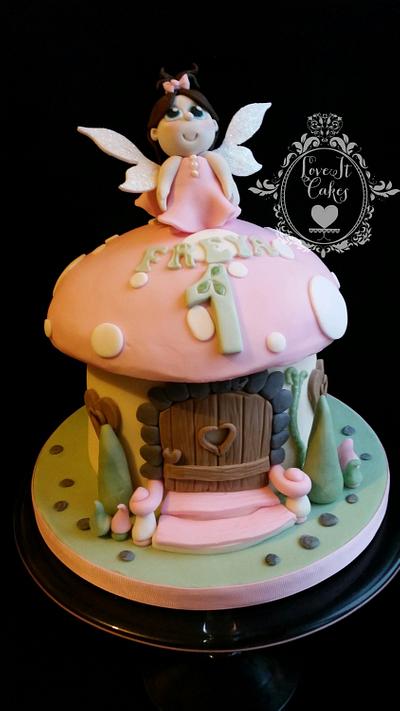 fairy toadstool - Cake by Love it cakes