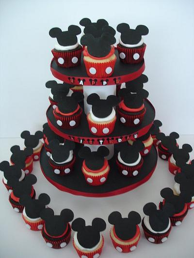Mickey cupcakes - Cake by jenmac75