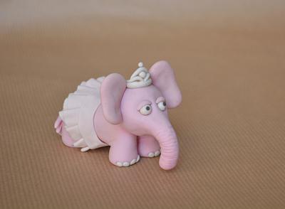 Ballerina elephant cake topper - Cake by Nori