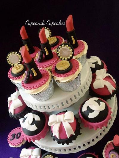 Designer girls cupcakes  - Cake by Cupcandi Cupcakes