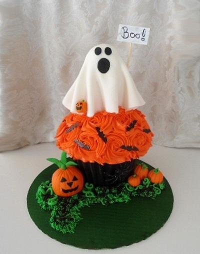 Halloween Giant Cupcake - Cake by Sugar Me Cupcakes