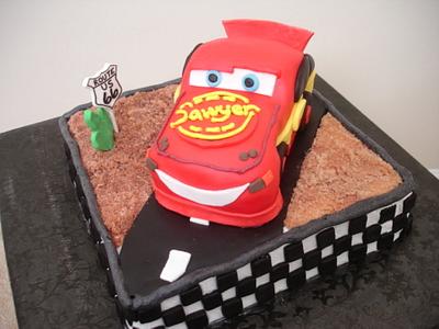 Lightning McQueen Cake - Cake by jenmac75