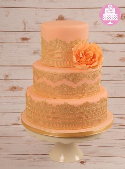 Peach and Gold wedding cake - Cake by Jdcakedesign