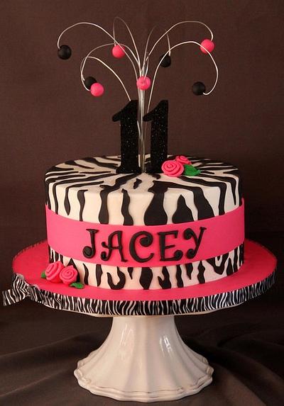 Jacey's 11th - Cake by SweetdesignsbyJesica