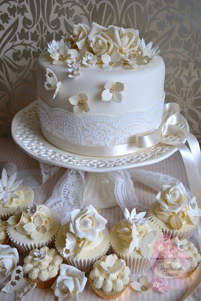 Ivory roses & lace - Cake by Amanda Earl Cake Design