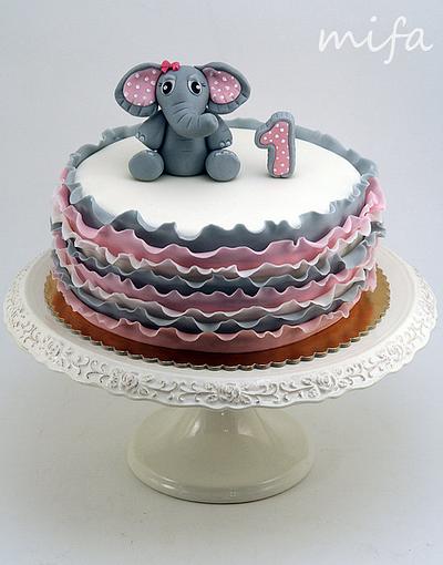 Baby Elephant Cake - Cake by Michaela Fajmanova