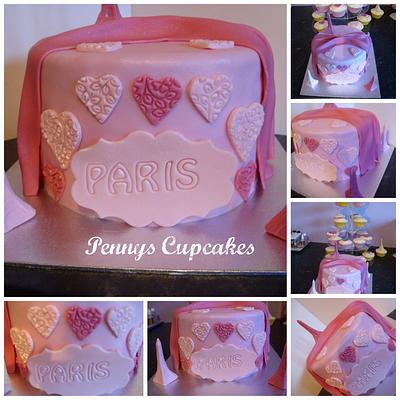 paris x - Cake by pennyscupcakes