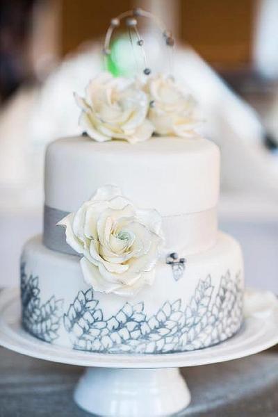 Silver wedding cake - Cake by Lucie