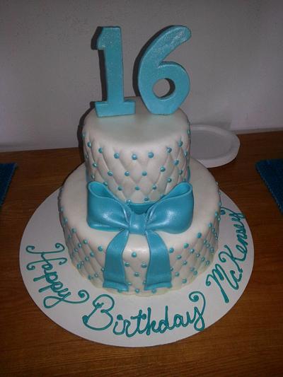 Sweet 16 - Cake by Cinnemin Gurl