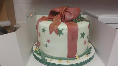 xmas present cake - Cake by Shollybakes