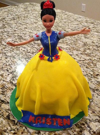 Snow White - Cake by Joanne