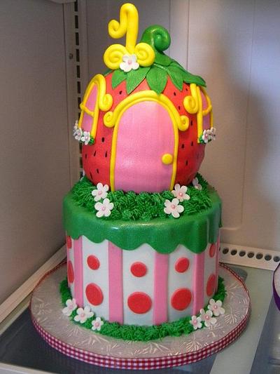 Strawberry Shortcake Cake - Cake by Sonia Serrano