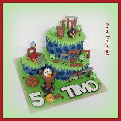 My first Angry Birds cake! - Cake by Karen Dodenbier