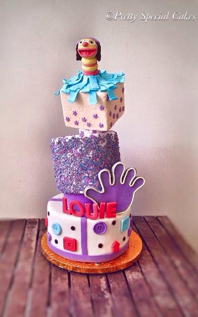 Hi5 Chatterbox  - Cake by Pretty Special Cakes