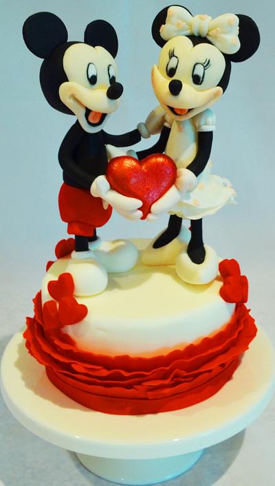 Mickey & Minnie Mouse - Cake by Melanie Broome