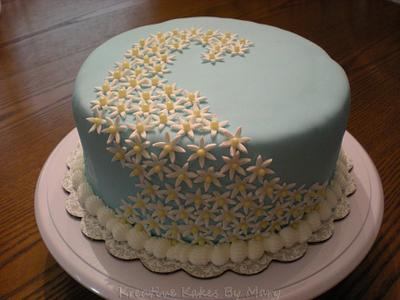 Daisy Cake - Cake by Mary Kruithof