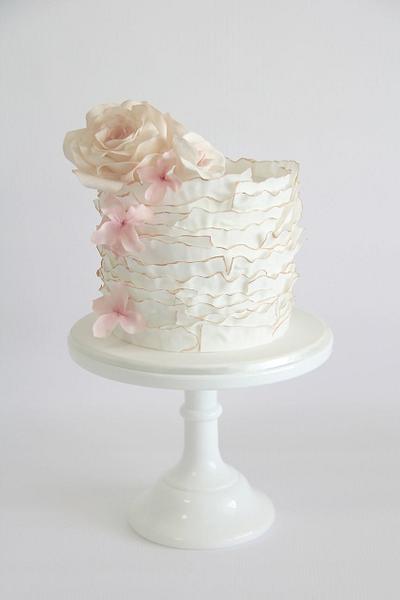 Single tier ruffles, roses & blossoms - Cake by Savannah