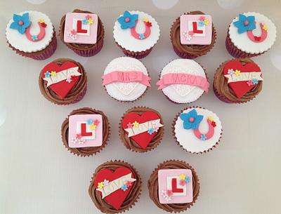 Hen Party cupcakes - Cake by Yvonne Beesley