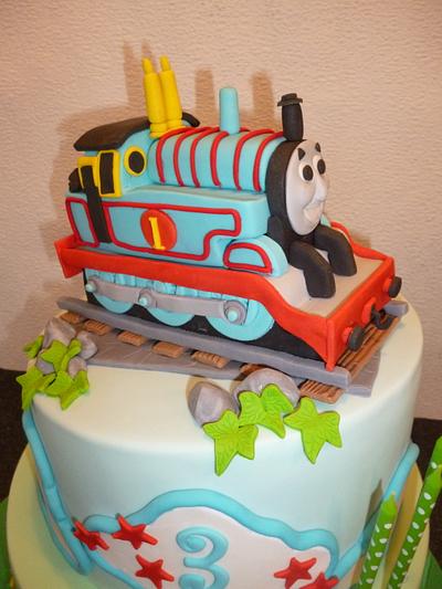 Thomas the tank engine - Cake by Hilz
