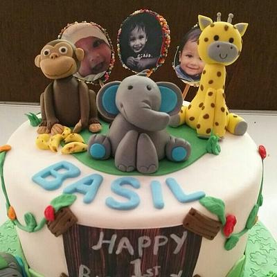 Animal theme cake  - Cake by Cupallicakeku 