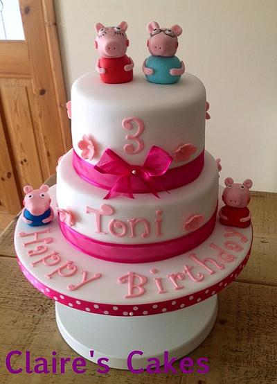 Peppa Pig - Cake by Claire G