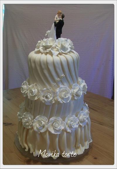Sarlot wedding cake - Cake by Mihic Monika