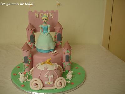 Cinderella cake - Cake by ginaraicu