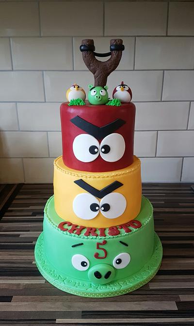 Angry birds - Cake by SweetWonderland