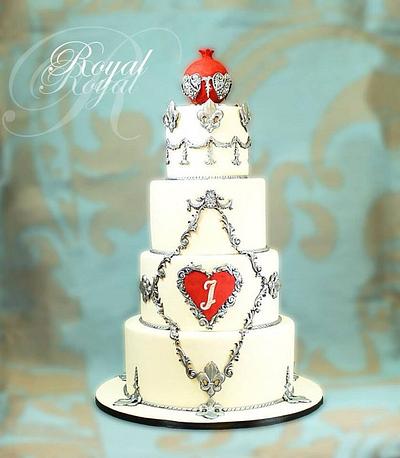 Royal Vintage Cake - Cake by Ghada _ Bouquet cakes
