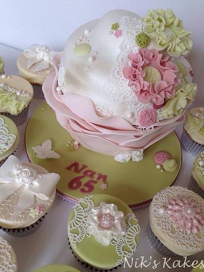 Cupcakes & Lace - Cake by Nikskakes